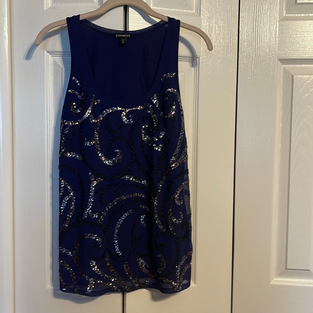 Express sleeveless purple shirt with sequence in size XS